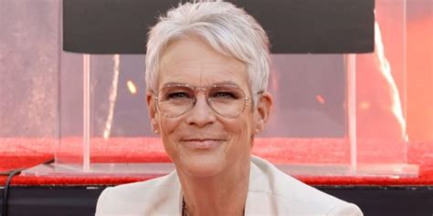 nude pictures of jamie lee curtis|Jamie Lee Curtis, 63, Poses Nude and in a Bathing Suit in NYT。